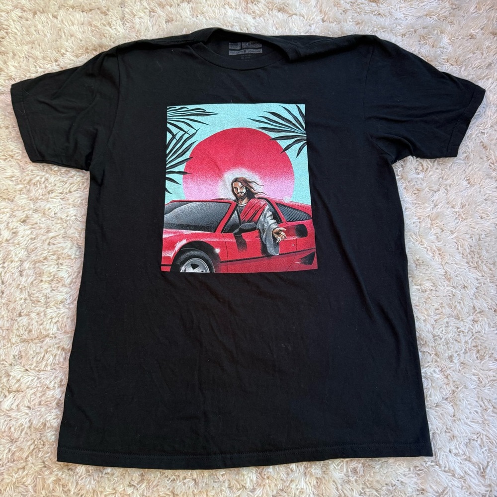 CHOMP Black Graphic T-Shirt - Men’s Medium